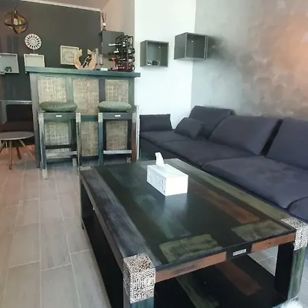 Alezzi Beach Resort, Mamaia Nord Apartament *